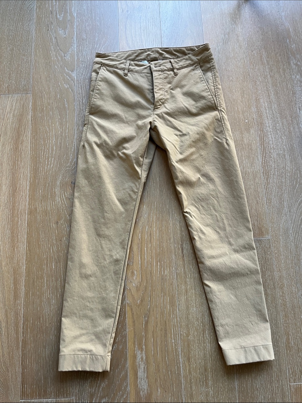 Strongdarts Slim Chino Pants in Tan